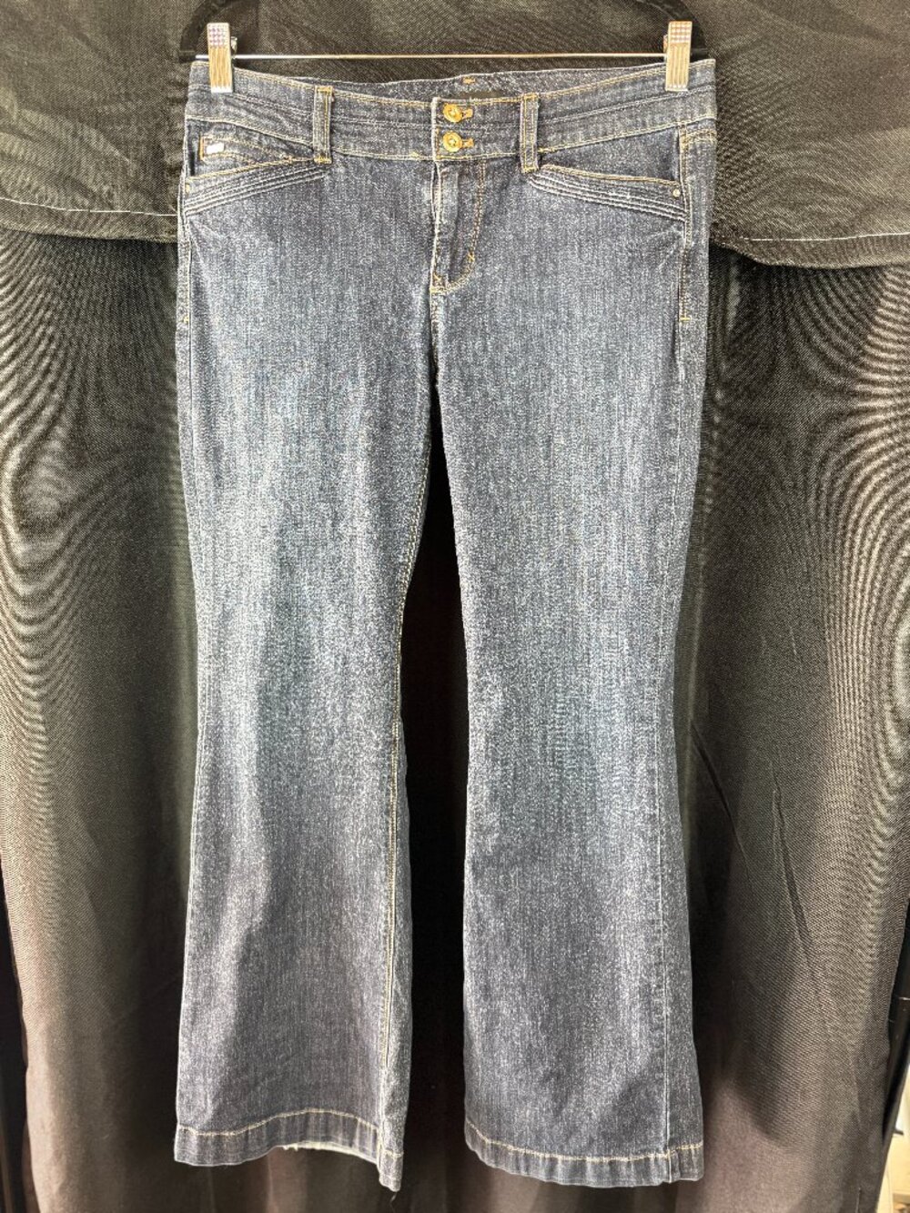 White House | Black Market Blanc 4s Jeans